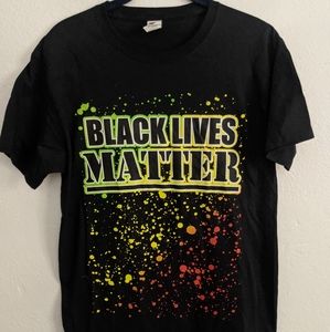 Black lives matter t-shirt size S tee